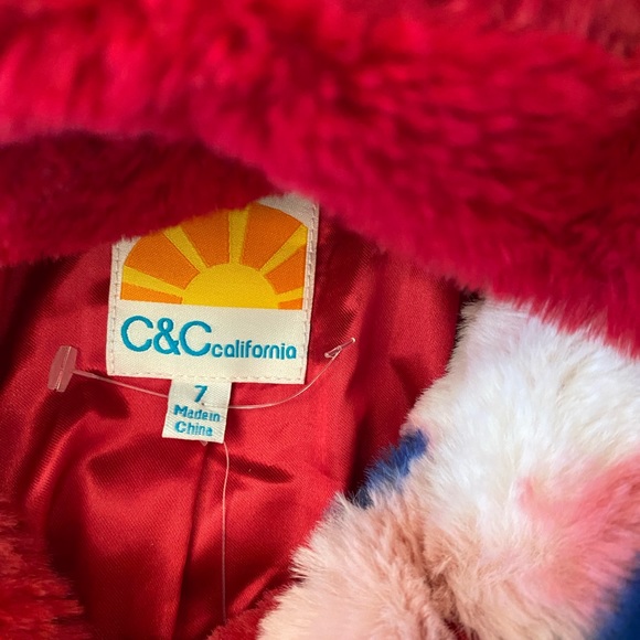 Girls cozy coat size 7 with tags on. Red w/ white / navy pink poppy flowers - Picture 6 of 6